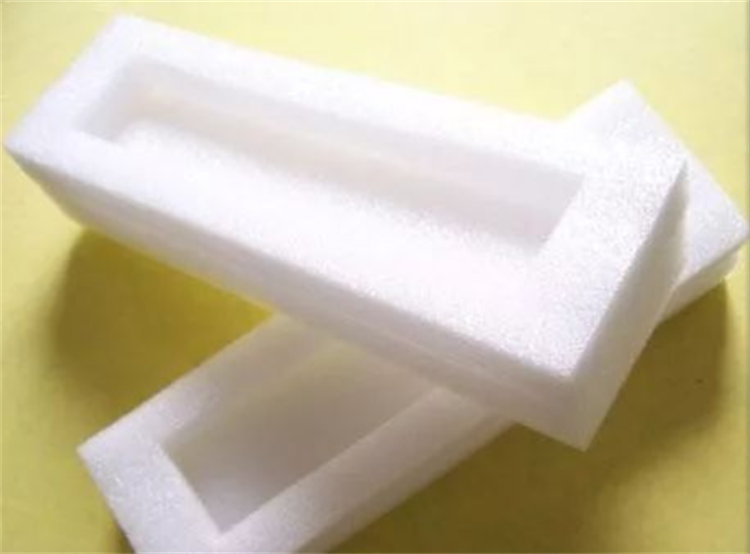 甲盾材料向你(nǐ)講解西安珍珠棉(mián)的特點與作用有(yǒu)哪些?